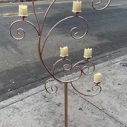 Metal candle holder