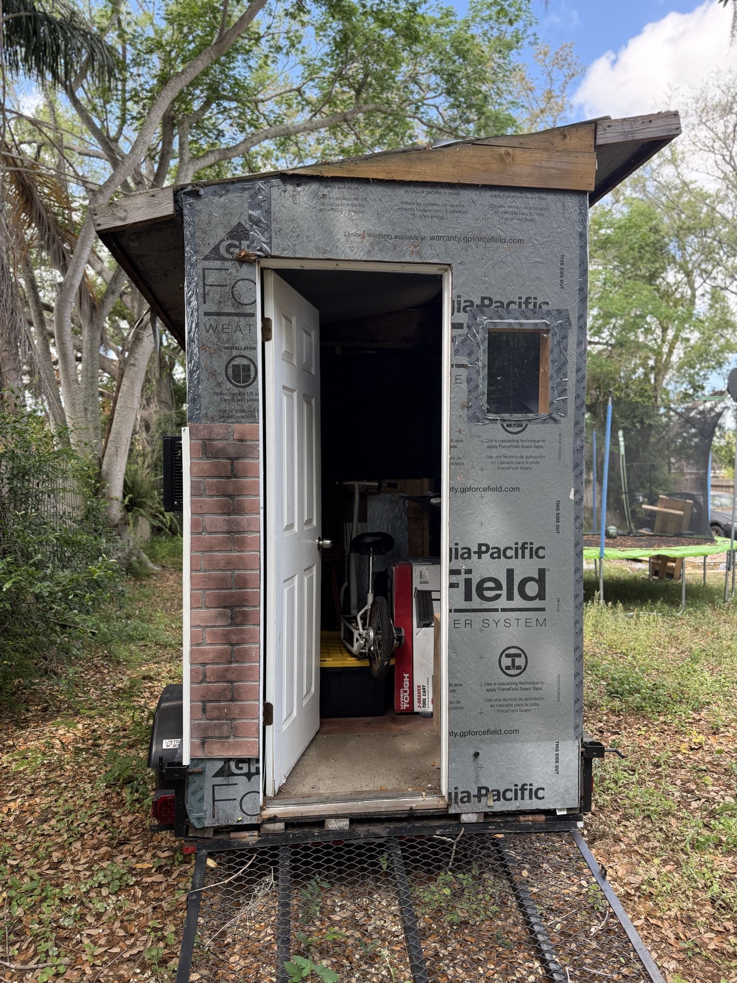 Tiny house on trailer