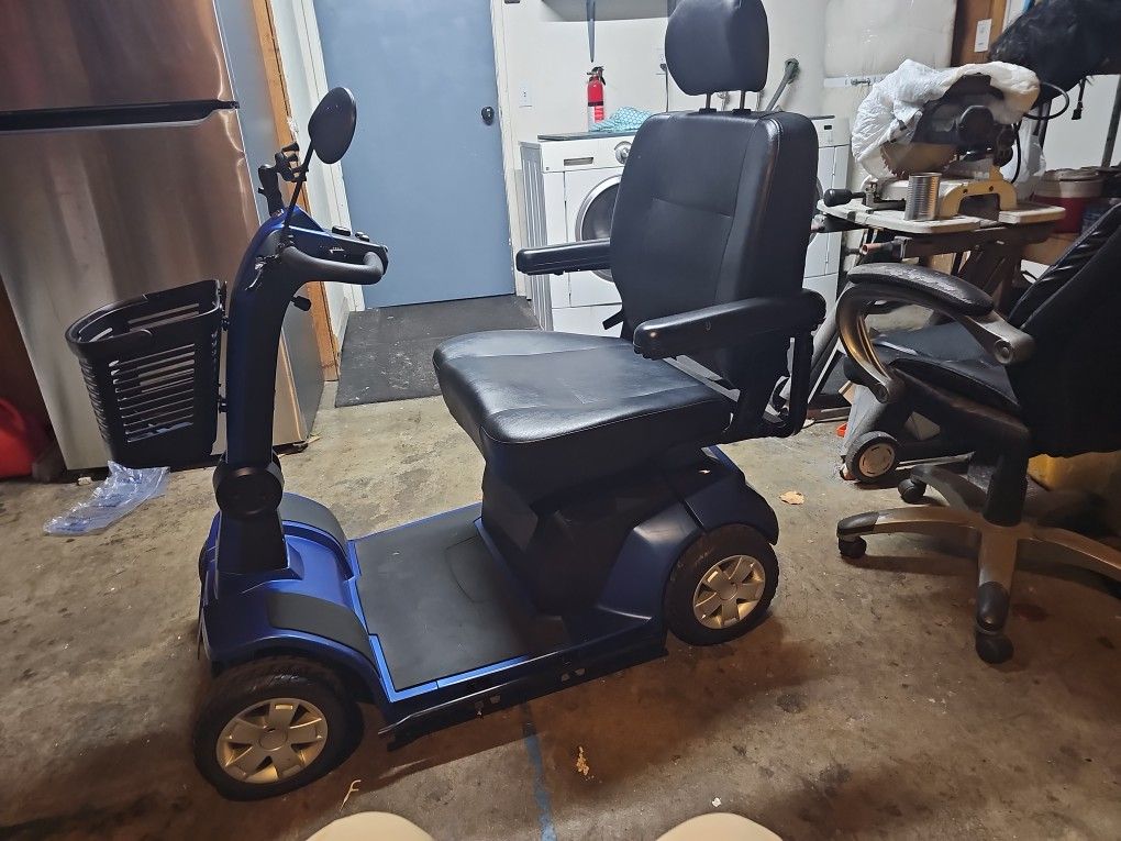 2021 Maxima 4 Wheel Scooter