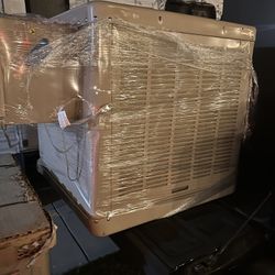 New Window Cooler 2-Speed  for 1600 sq. ft. (with Motor and Remote Control)