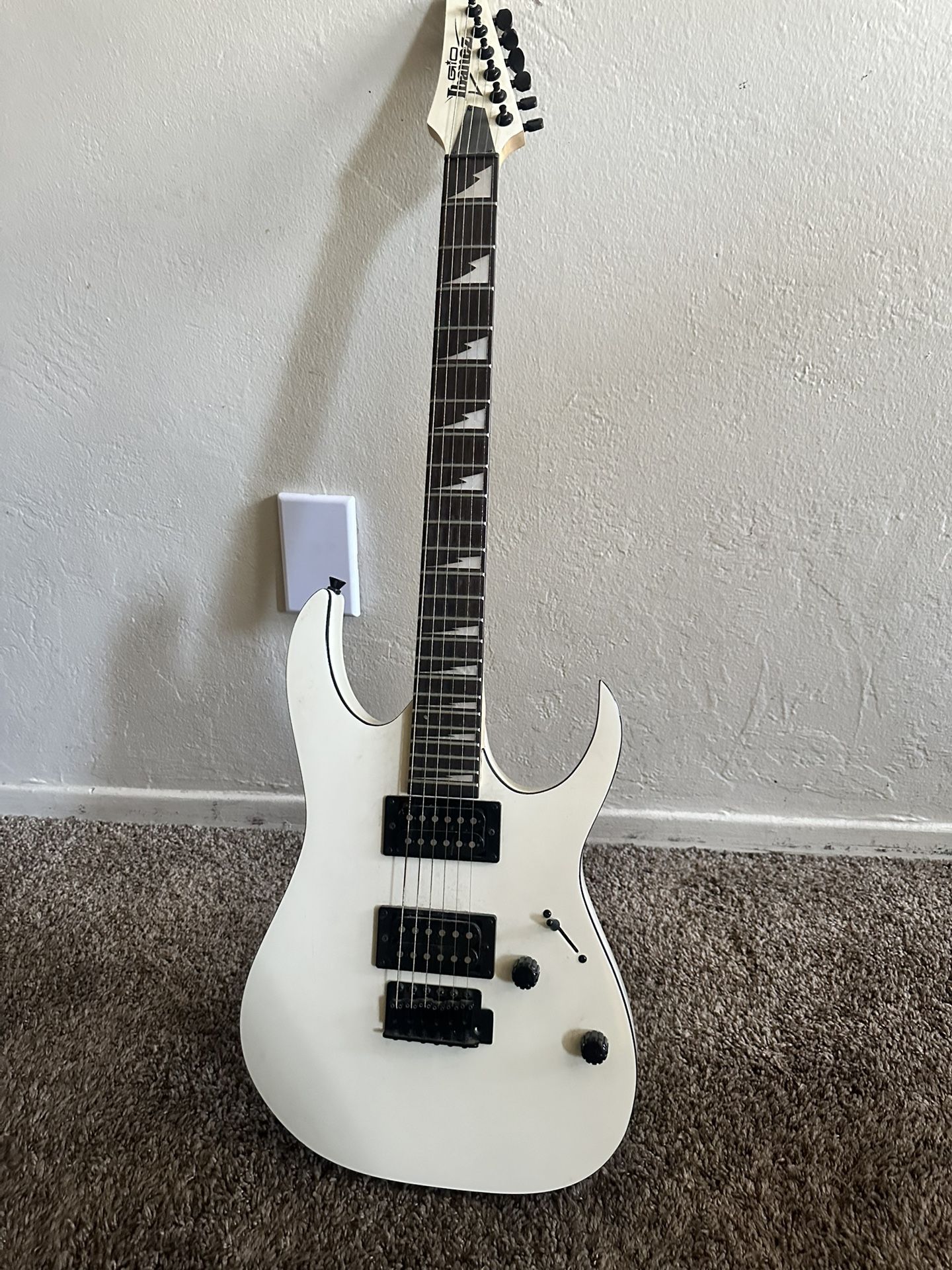 Ibanez Gio Electric Guitar