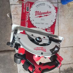 Milwaukee Brushless 7.1/4 Circular Saw.Tool Only