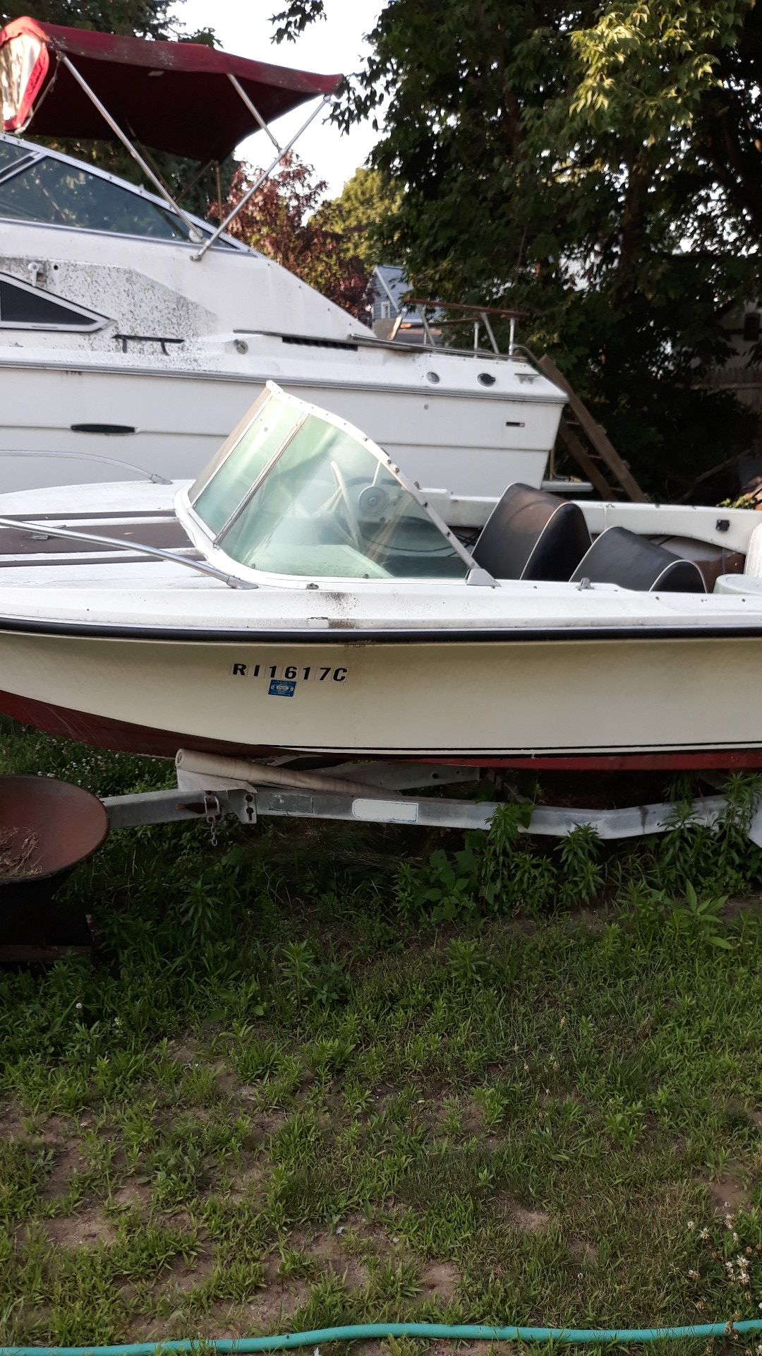Boat for parts or fix with trailer does not need much work at all