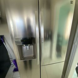Kenmore Refrigerator For Sale