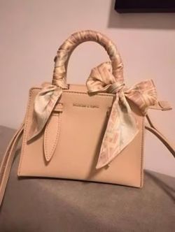 Moving Sale - Champagne Floral Bag Scarf Bow