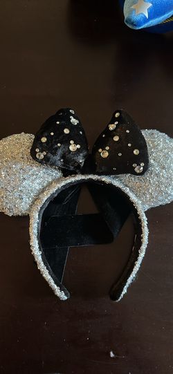 Disney Minnie Mouse Silver Sequin Ears with Black Velvet Bow