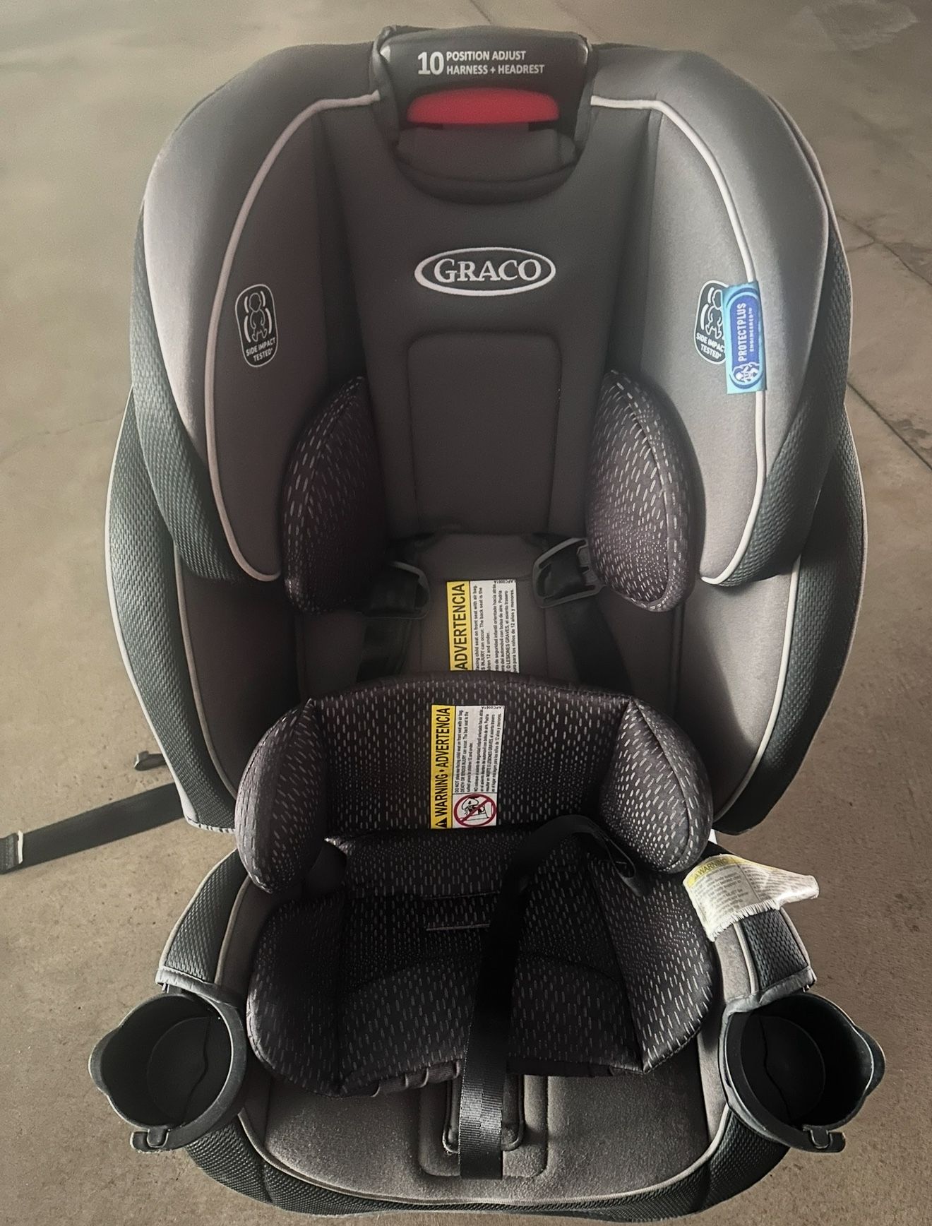 GRACO Adjustable car seat (great Condition)