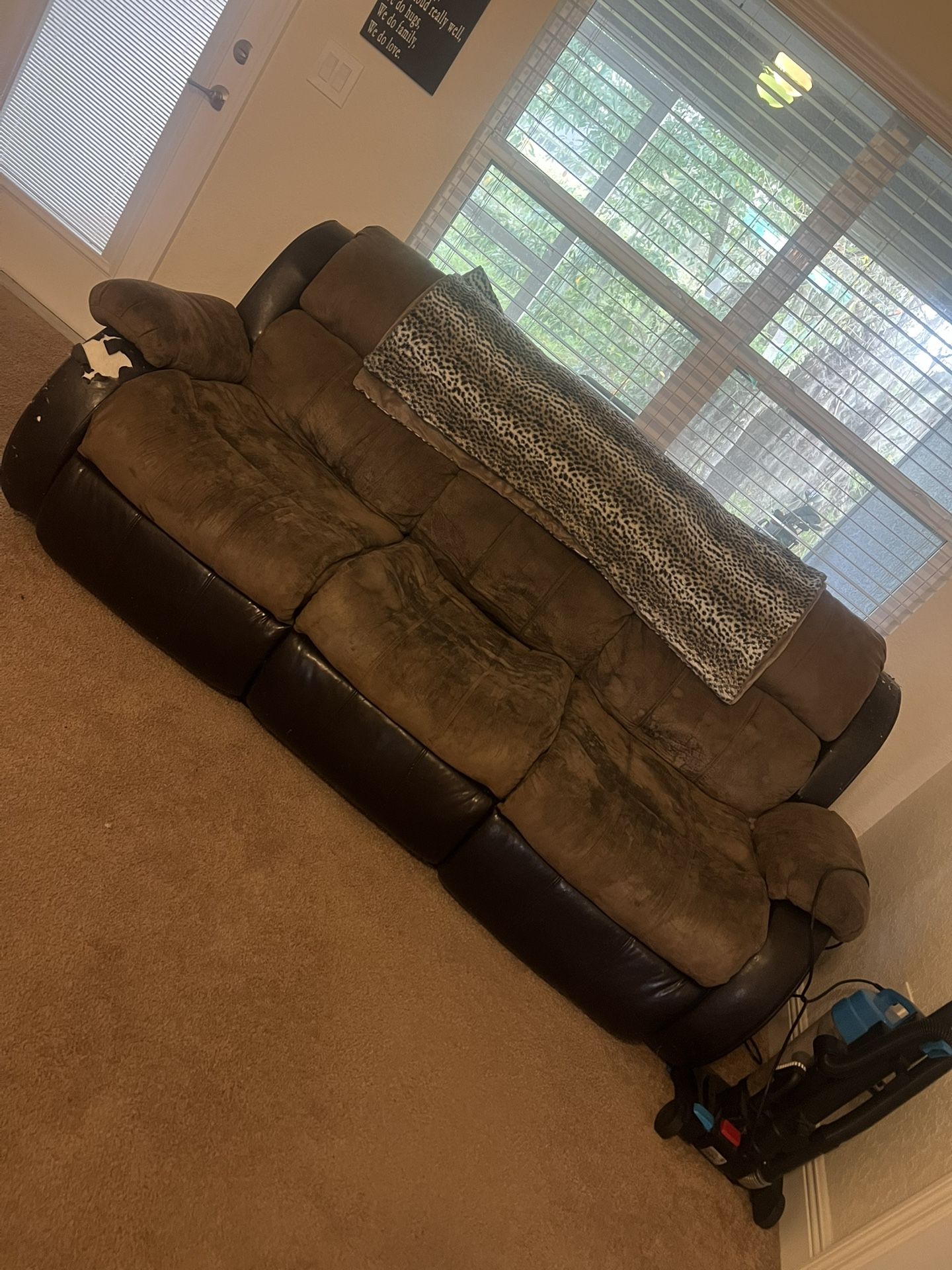 Recliner Couch $100