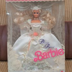 1991 Dream Bride Barbie w/Lingerie 1623 Ivory Satin Doll Stand