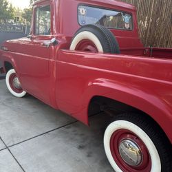 1957 FORD F100  Truck PICKUP  V8 