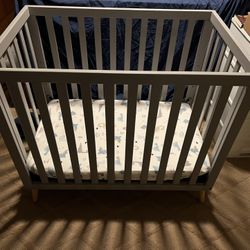 Mini Crib
