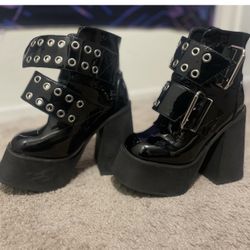 Black Platform Buckle Ankle Boots 