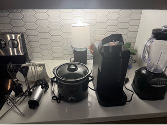Kitchen Appliance Bundle – Keurig, Blender, Crock-Pot, Immersion Blender & Hand Mixer