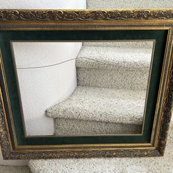 ANTIQUE PICTURE FRAME