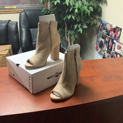 Brand New In Box Aldo Avacelli Boots Size 7