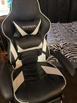 Respawn gaming chair