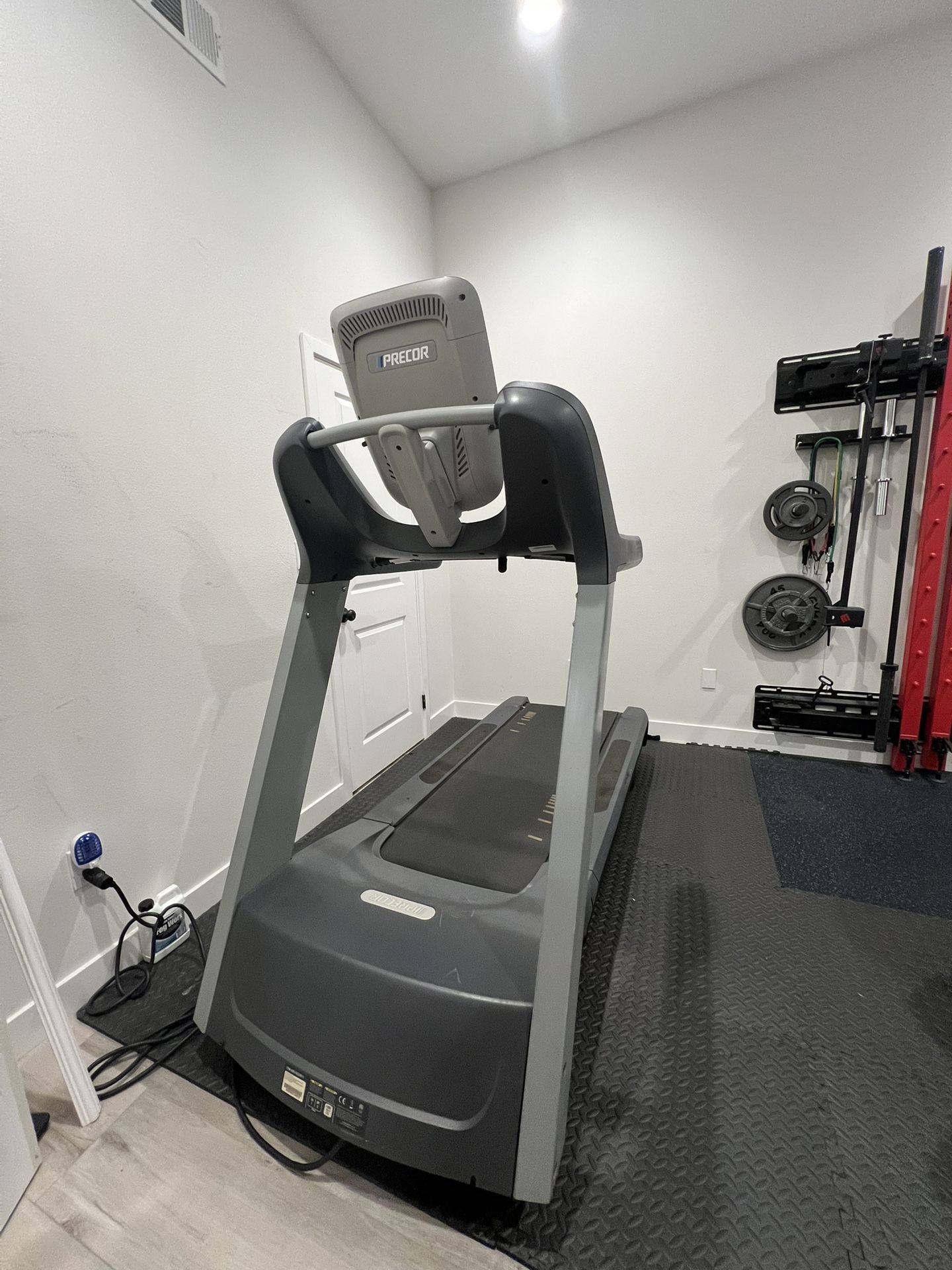 Treadmill 