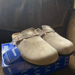 Birkenstock(dm Me To Bid Or Send A Offer)