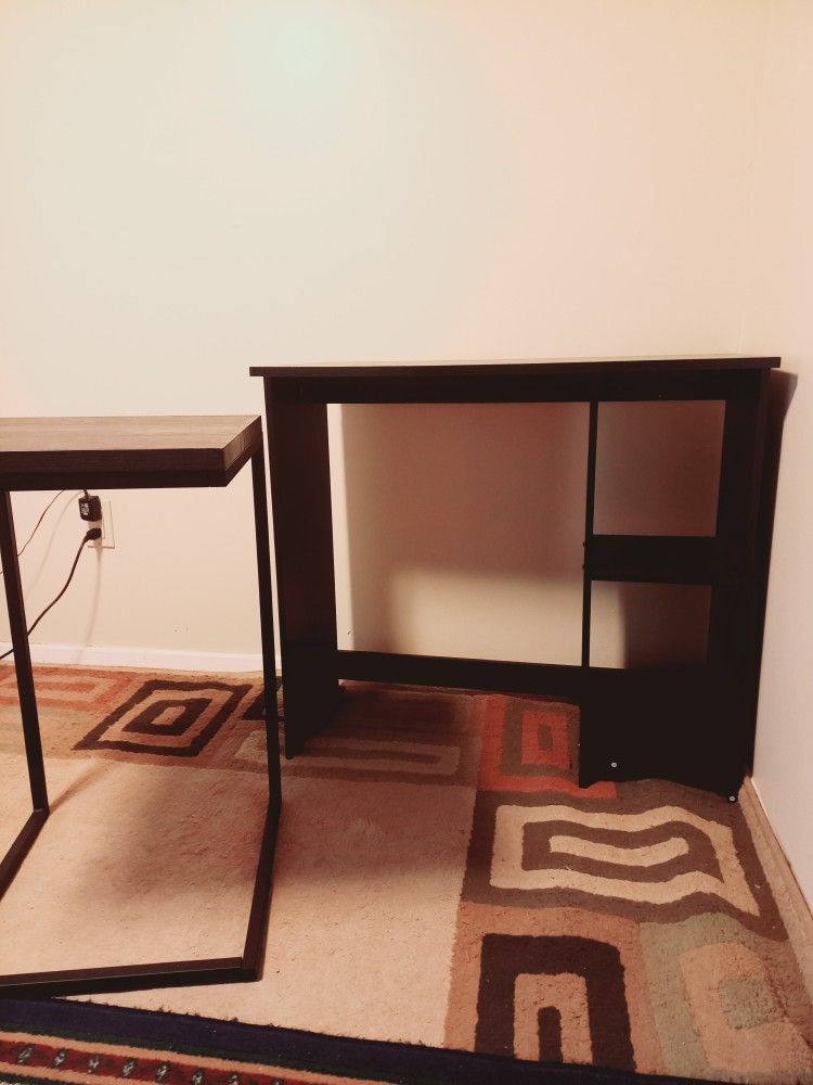 I Sell My Small Writing Desk And Small Size Table 