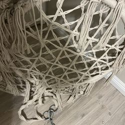 Hanging wall chair 