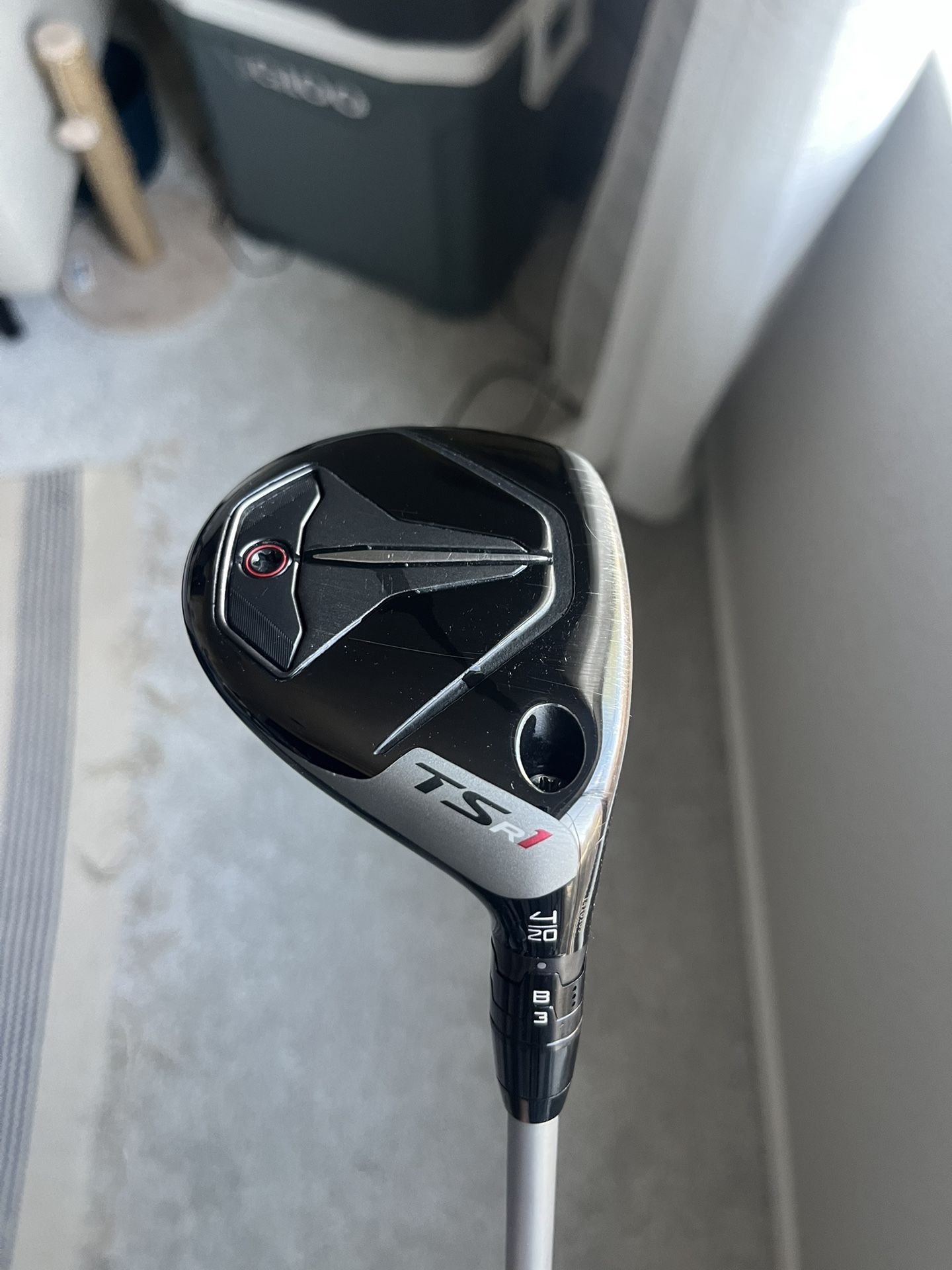 Titleist TSR1 Hybrid 4