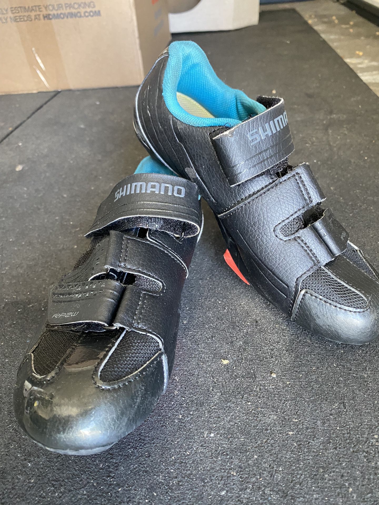 Shimano Women’s Cycling Shoes 6 1/2