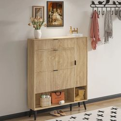 Entryway Shoe Cabinet with Fluted Doors NEW IN BOX 📦