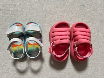 toddler girl shoes size 6 - mini melissa & ugg