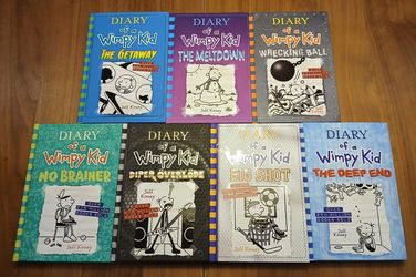 7 Diary Of a Wimpy Kid Books (12-18) in Great Condition