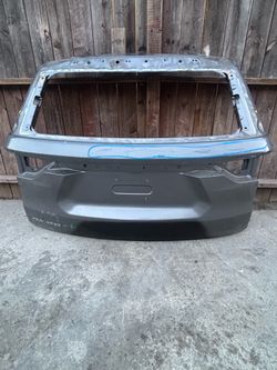 2018-2023 CHEVY TRAVERSE TAILGATE
