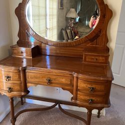 Antique/Vintage Vanity Dresser W/Mirror And Bench Gorgeous