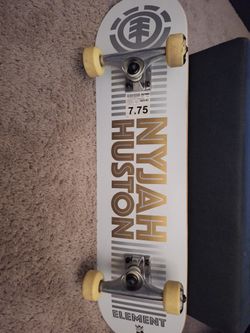 Element 7.5 Skateboard