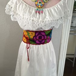 White Mexican Dress Size Medium. Belt Not Included 