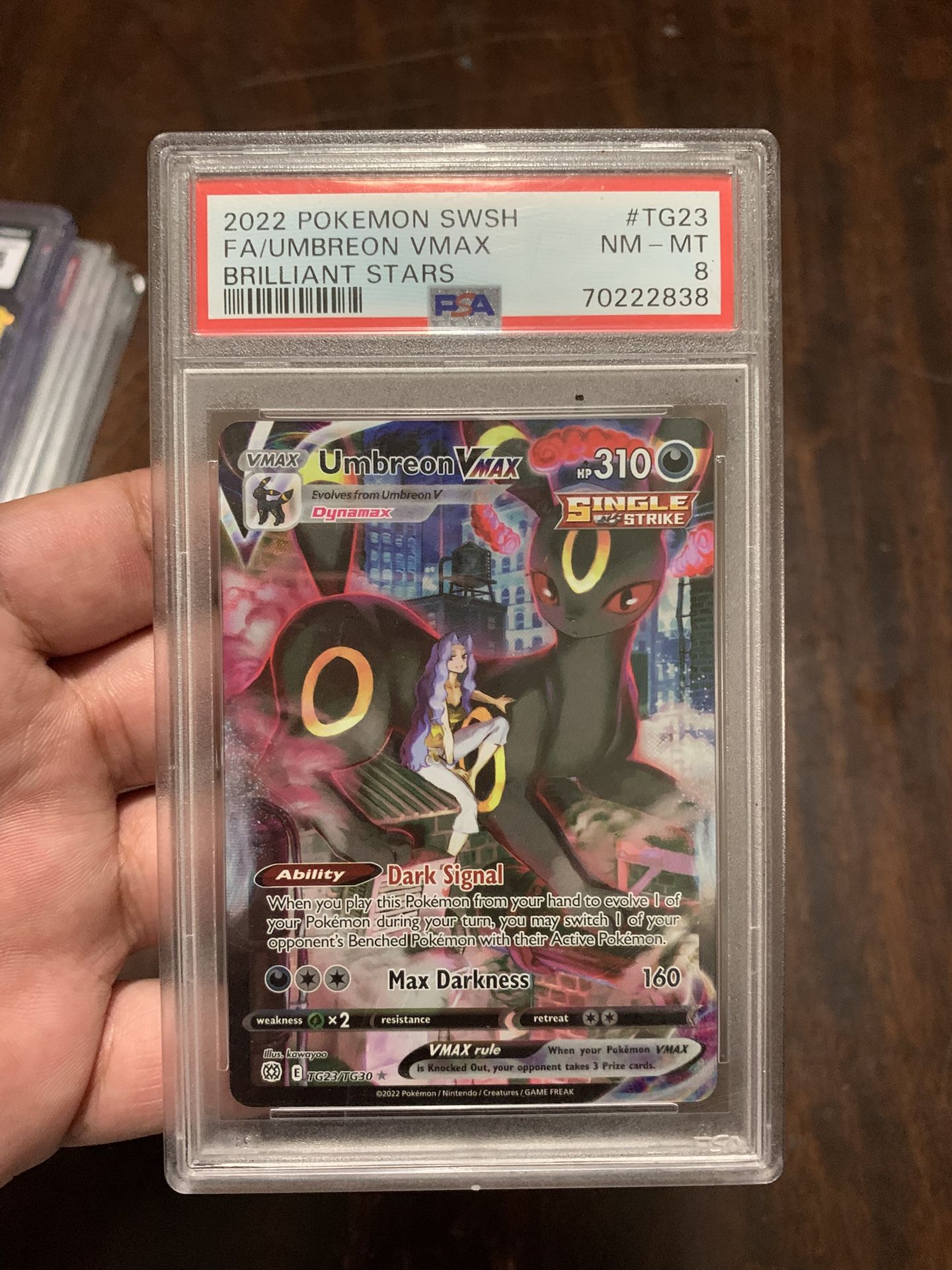 Umbreon V-Max 2022 Graded (8)