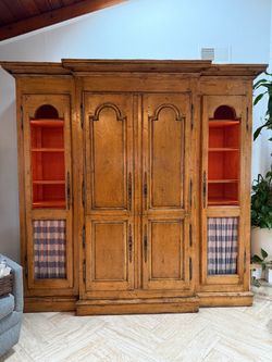 French Hutch