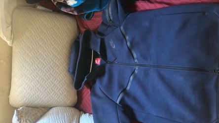 Navy Nike tech M