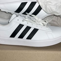 White Grand Court Adidas 9.5
