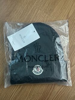 Moncler black beanie