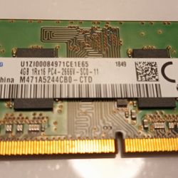 4G DDR4-2666V / 4G DDR3 PC3L-12800S