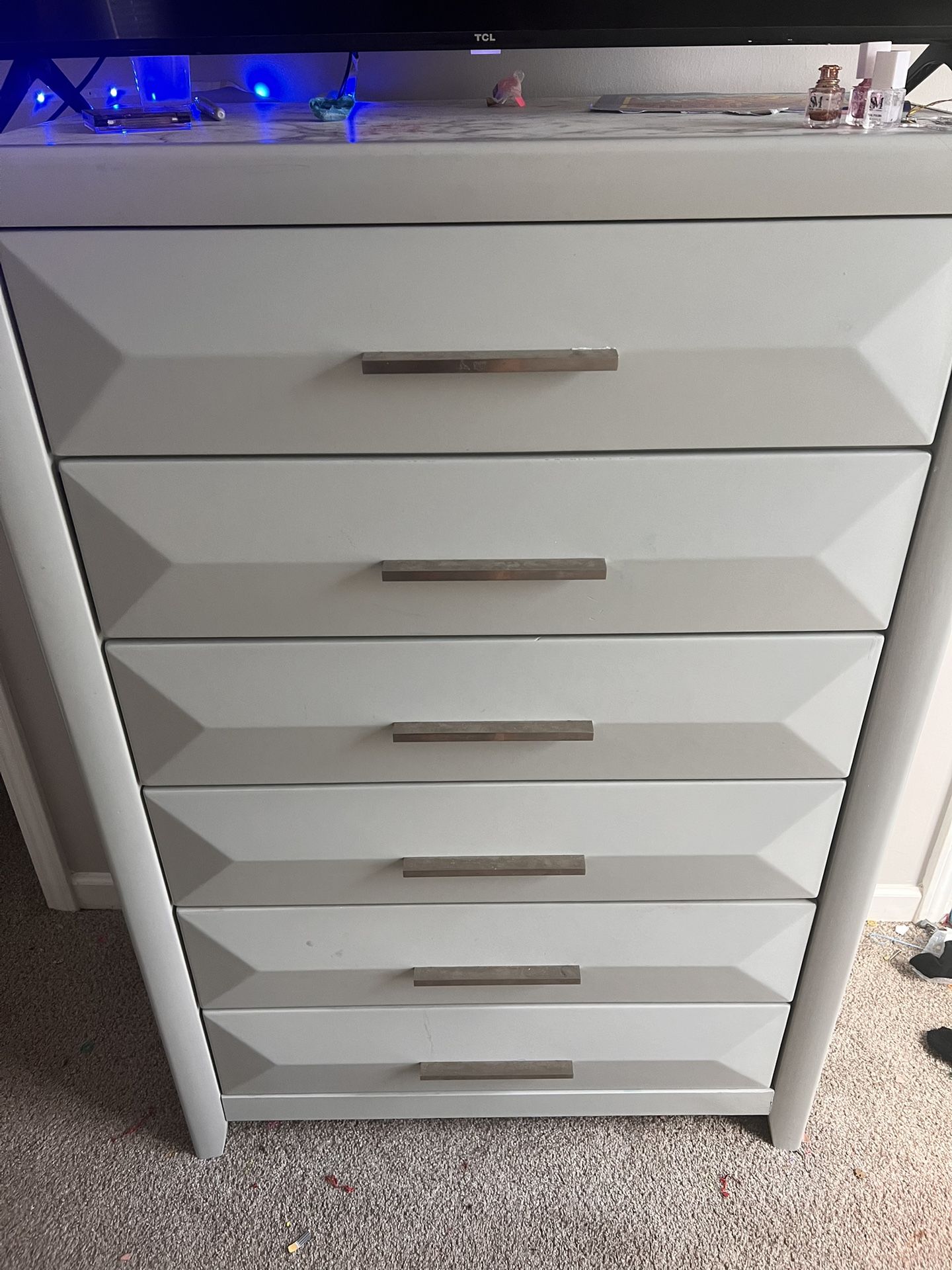 Dresser