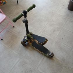Hurtle 3 Wheel Scooter For Kids. 