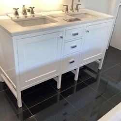 James Martin Vanity 60” Ready For Pickup