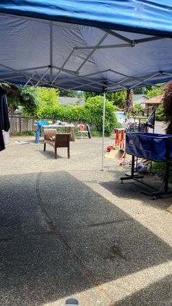 Put our junk in your trunk sale!