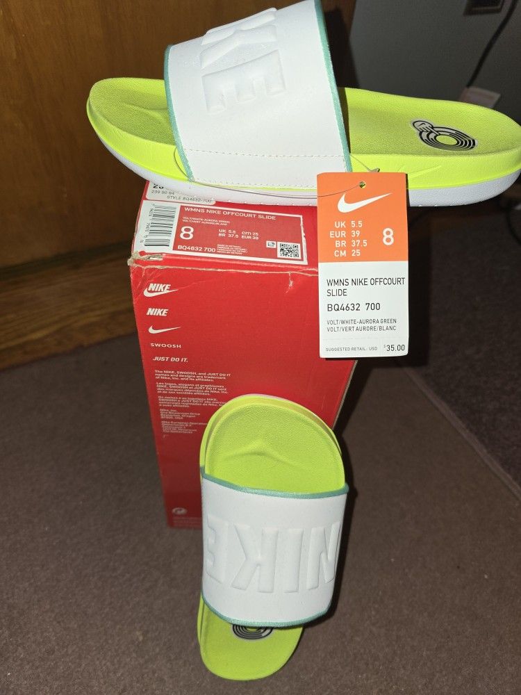 Nike slides sandals flip flops NOT $1 see details below NEW clean smoke free home FIRM$$