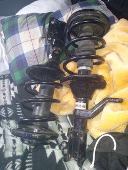 Shocks & Struts Quick-Strut Suspension Strut and Coil Spring Assembly Honda CRV 2004