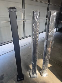 Black Metal Fence Post Set of 3