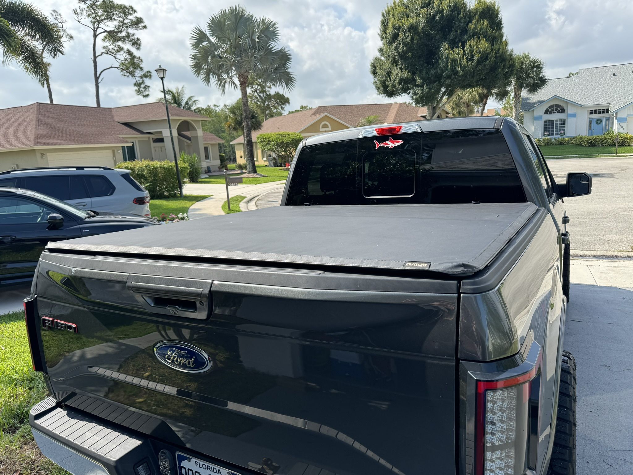F150 Tri Fold Soft Bed Cover