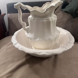 Antique  Wash Basin And Pitcher