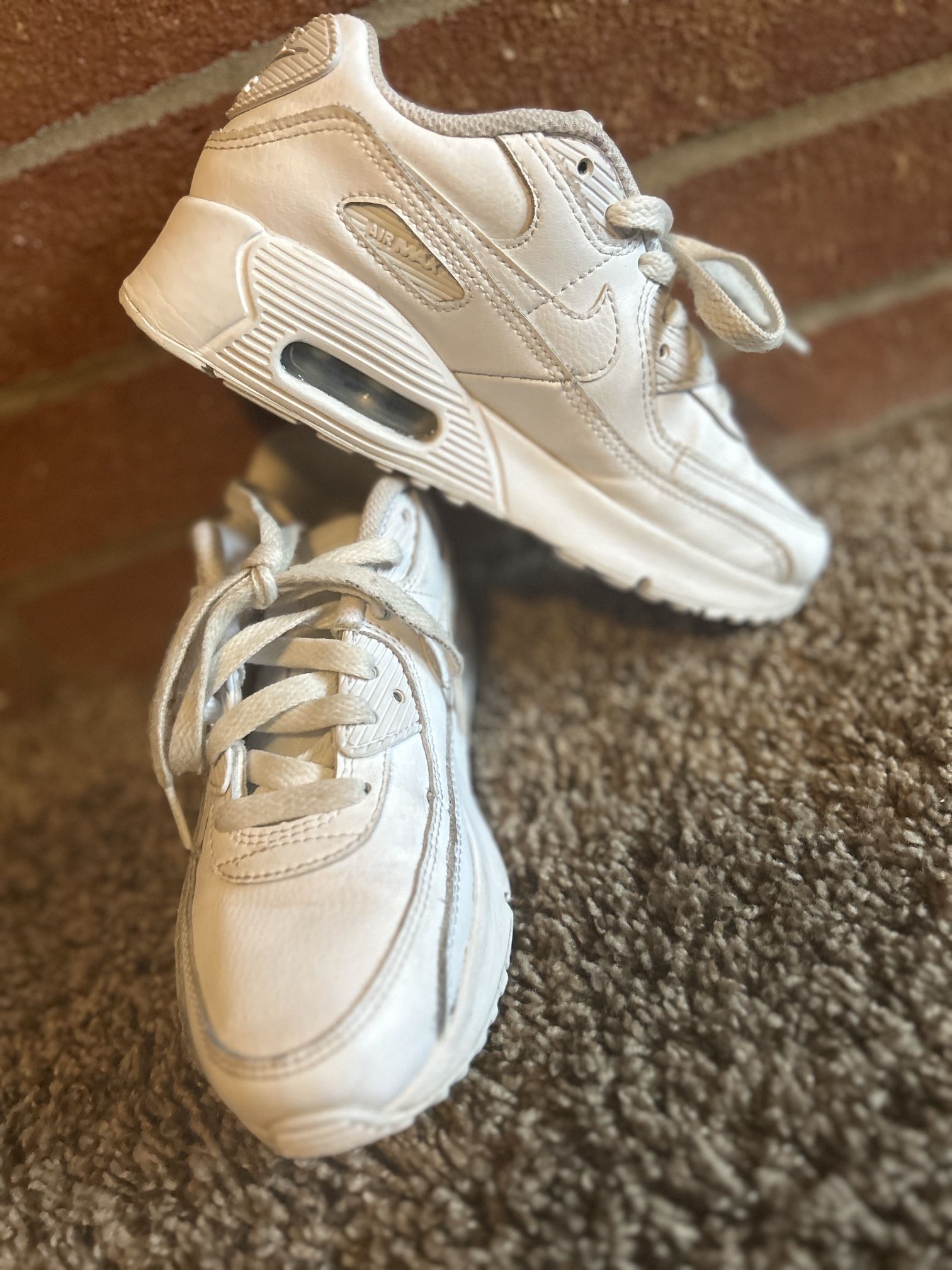 White Nike Air Max Shoes