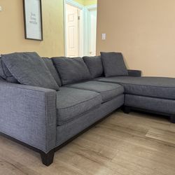 Sectional Sofa - Bennett Color 